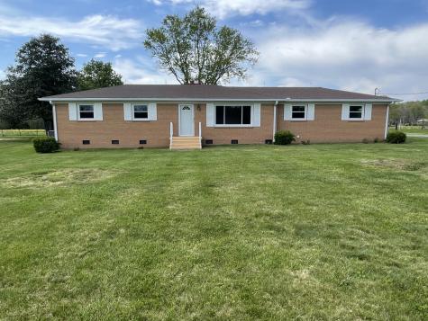 7274 Jim Cummings Highway Bradyville TN 37026