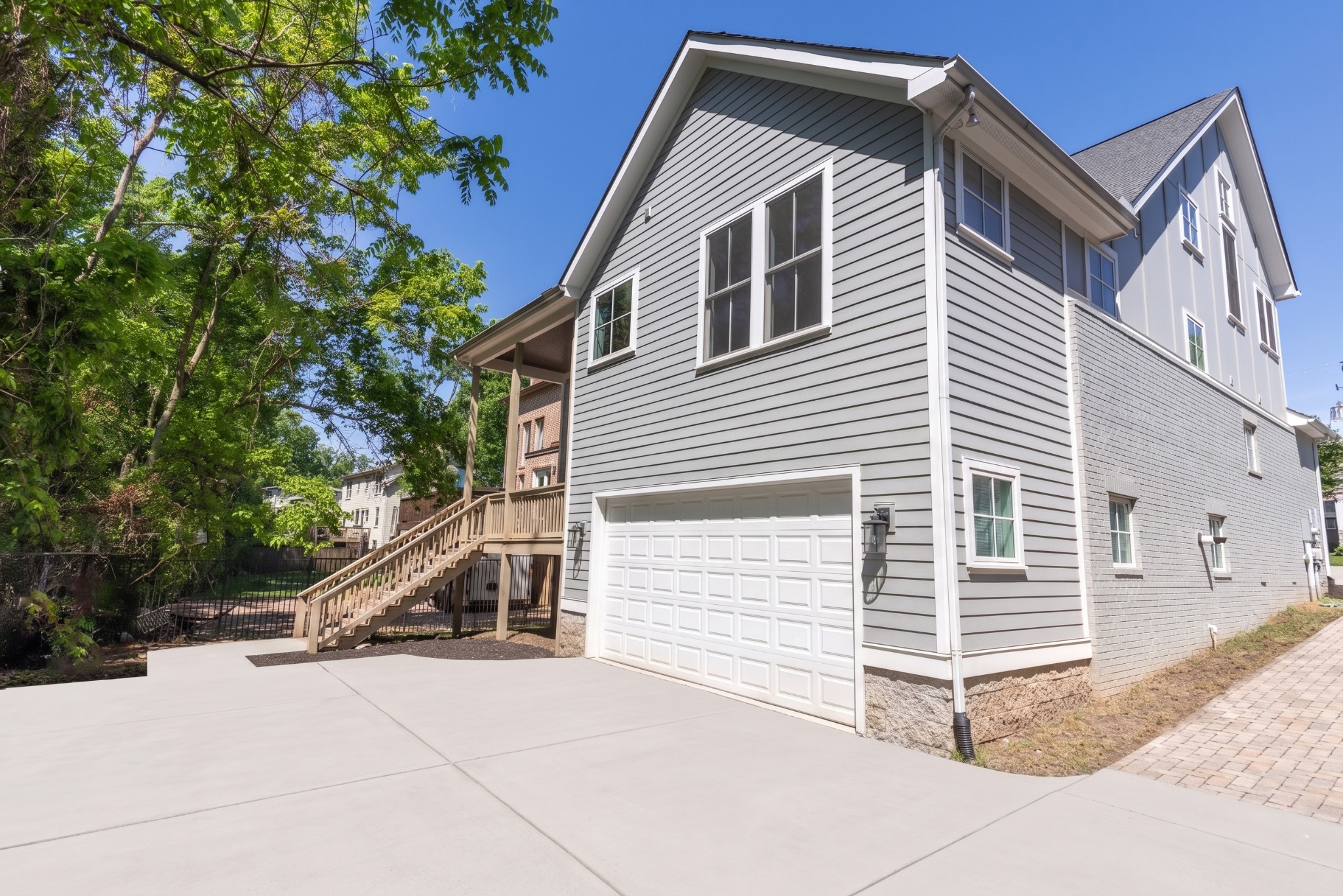 941 Gale Lane Nashville TN 37204