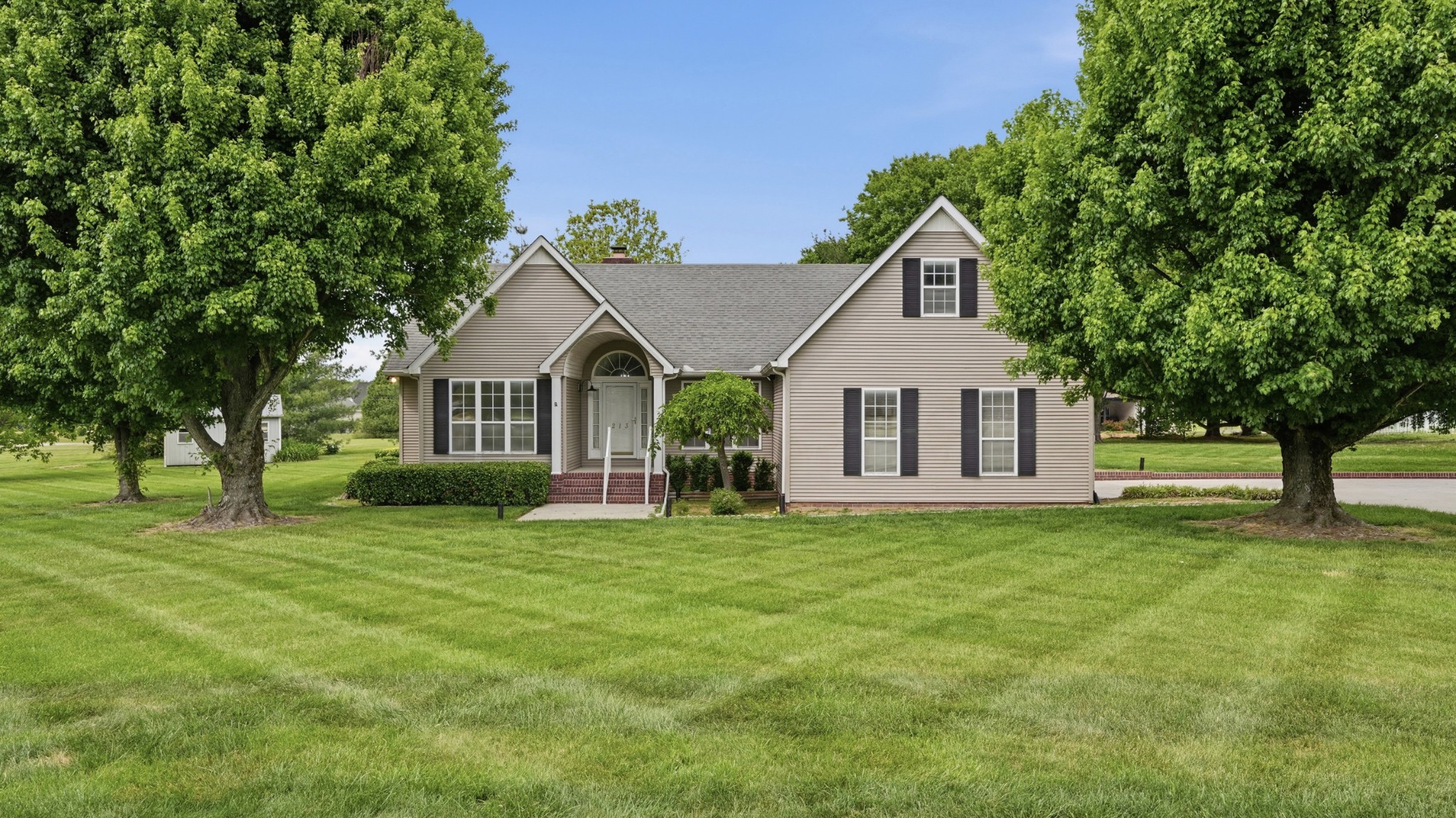 213 Maple Springs Drive Manchester TN 37355