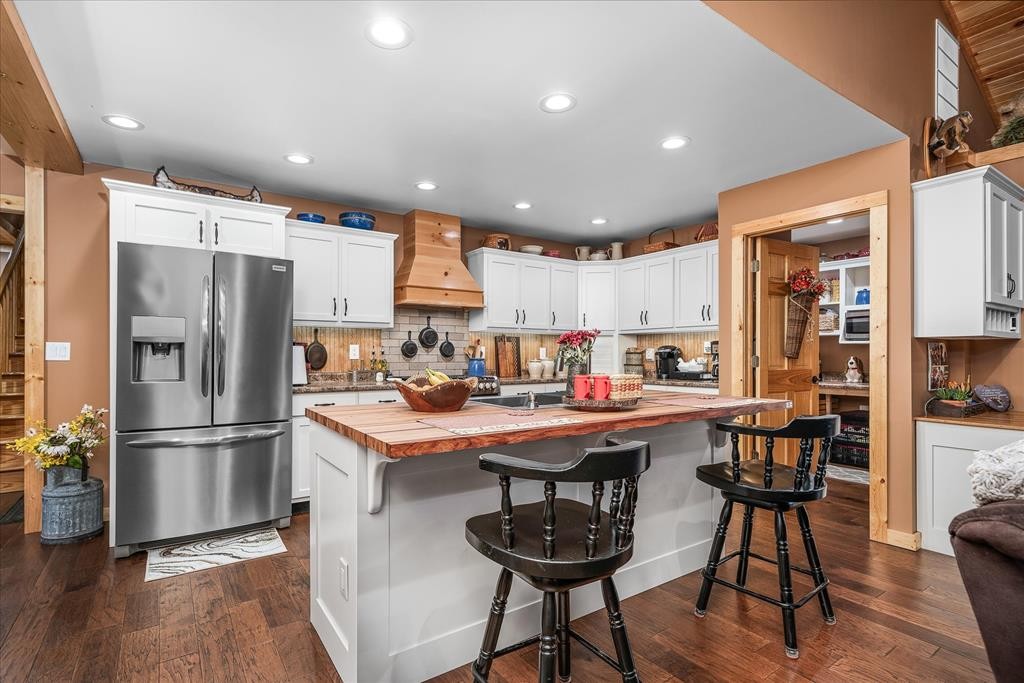 253 Hiawassee Ln, NW Celina TN 38551