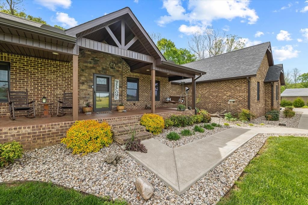 253 Hiawassee Ln, NW Celina TN 38551
