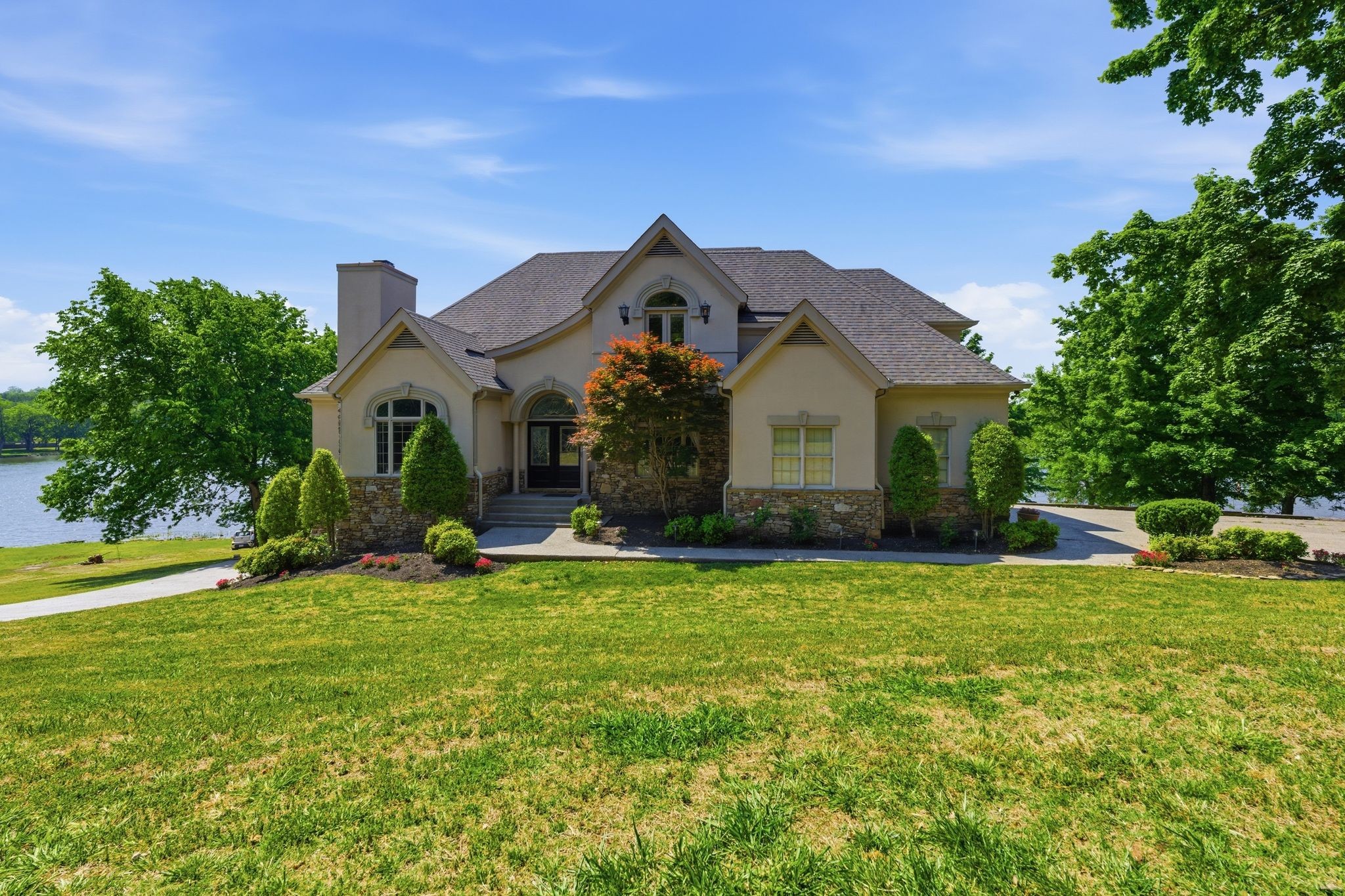 305 Harbor Drive Old Hickory TN 37138