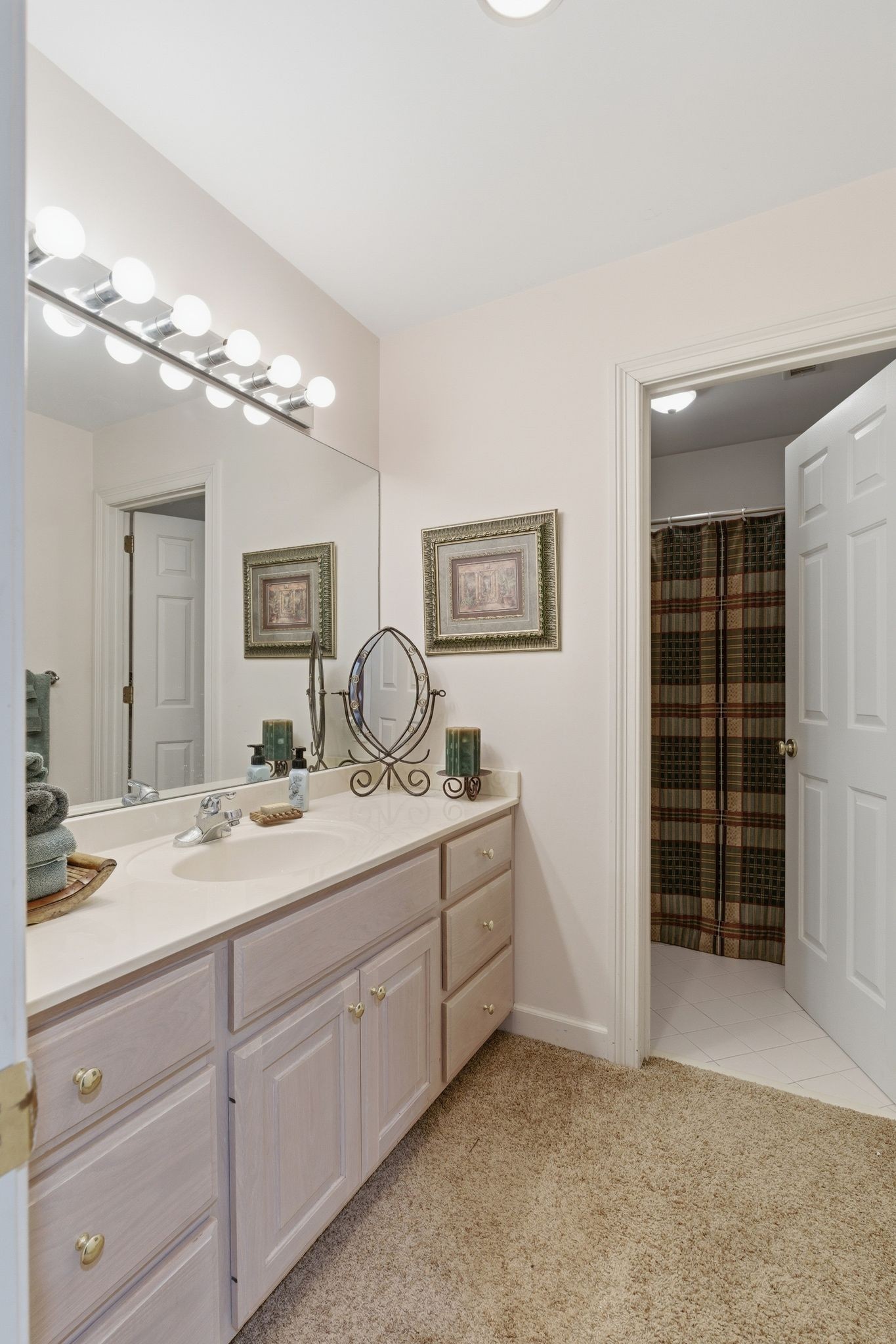 305 Harbor Drive Old Hickory TN 37138