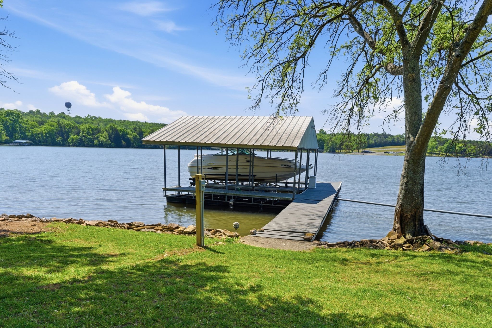 305 Harbor Drive Old Hickory TN 37138