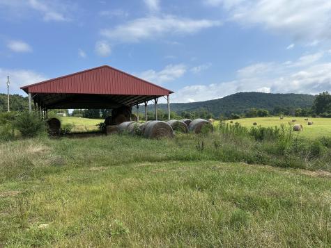 799 Whites Cave Road Sparta TN 38583