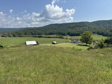 799 Whites Cave Road Sparta TN 38583