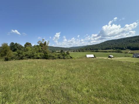799 Whites Cave Road Sparta TN 38583