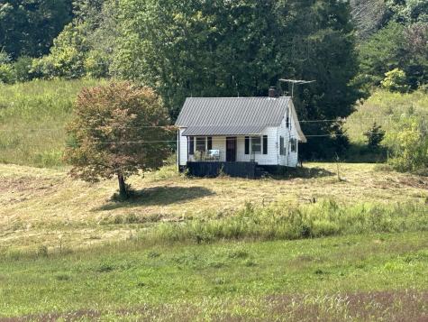 799 Whites Cave Road Sparta TN 38583