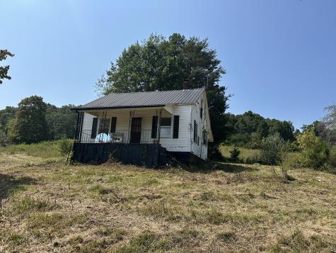 799 Whites Cave Road Sparta TN 38583