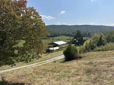 799 Whites Cave Road Sparta TN 38583