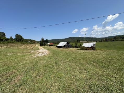 799 Whites Cave Road Sparta TN 38583