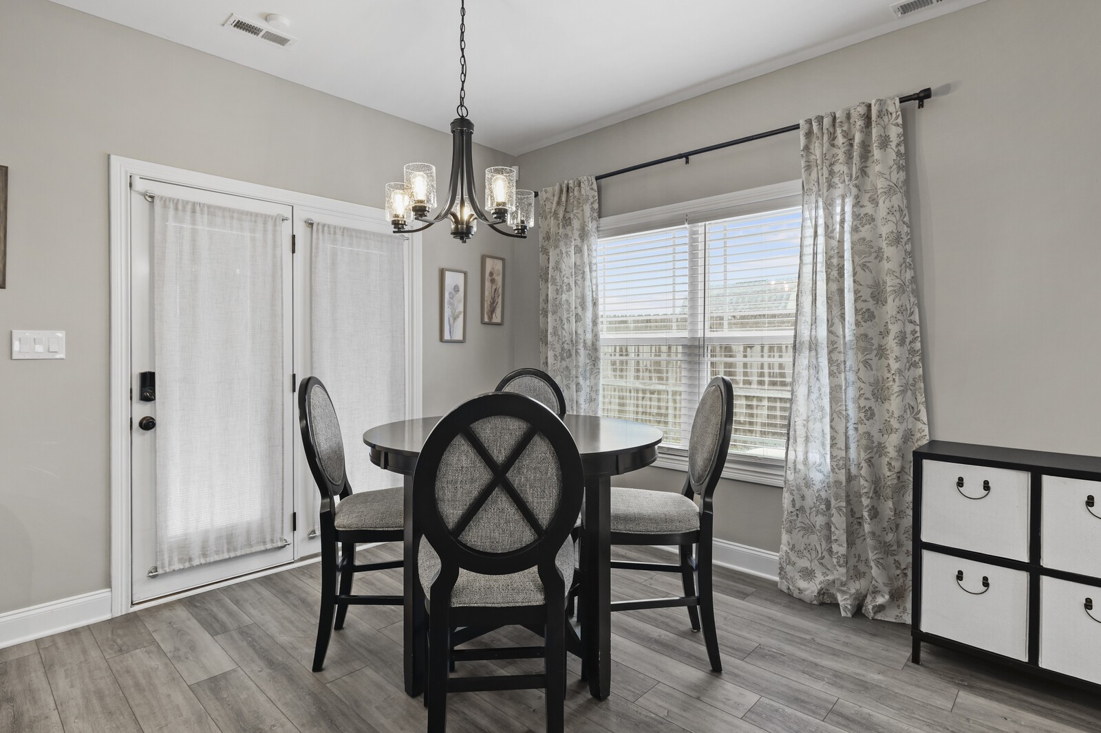 991 Cherry Blossom Lane Clarksville TN 37040