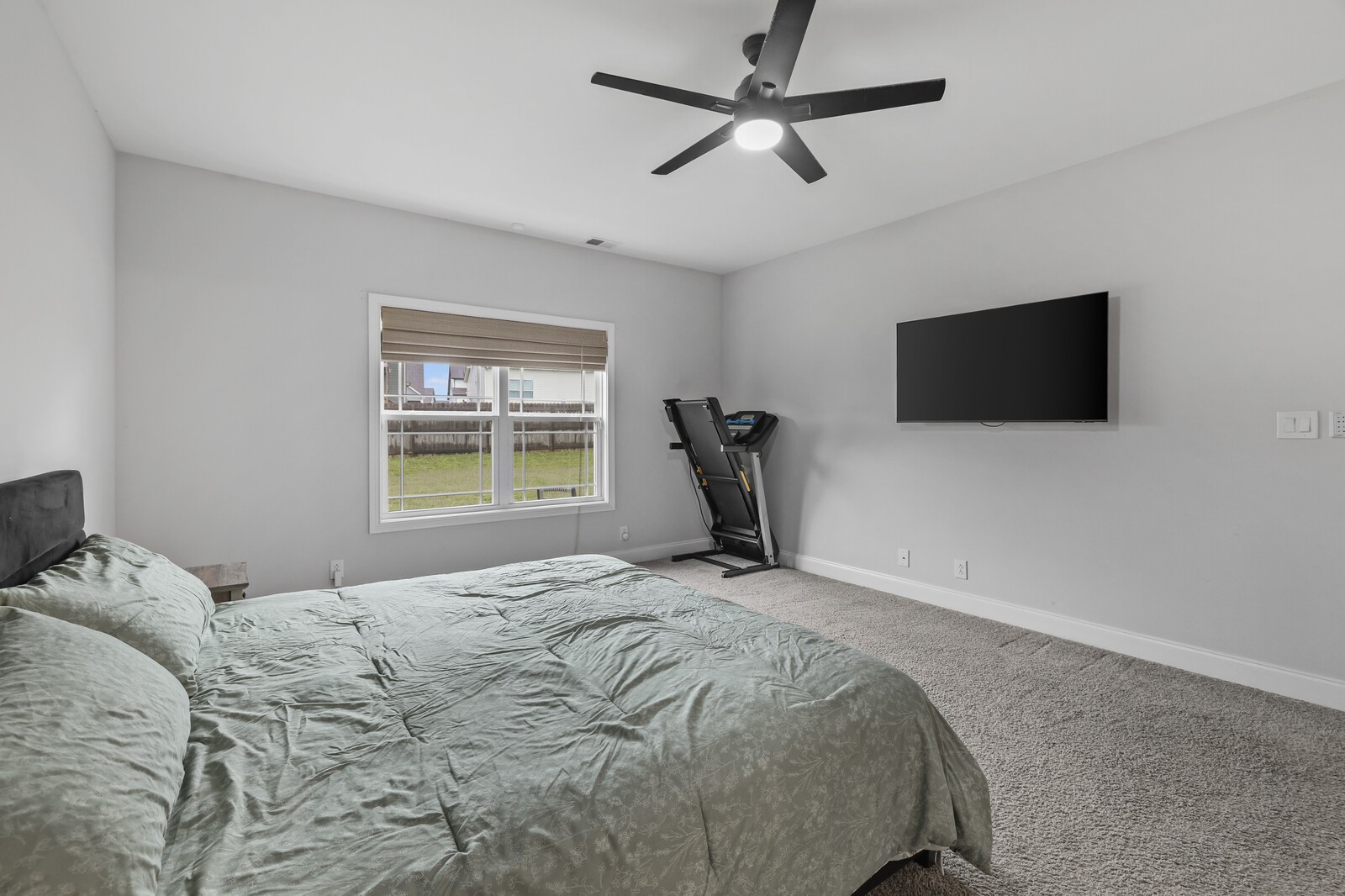 991 Cherry Blossom Lane Clarksville TN 37040