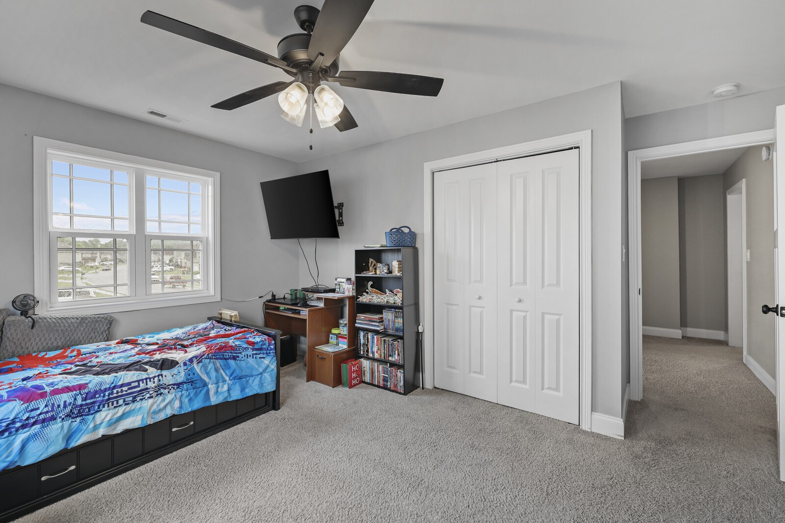 991 Cherry Blossom Lane Clarksville TN 37040