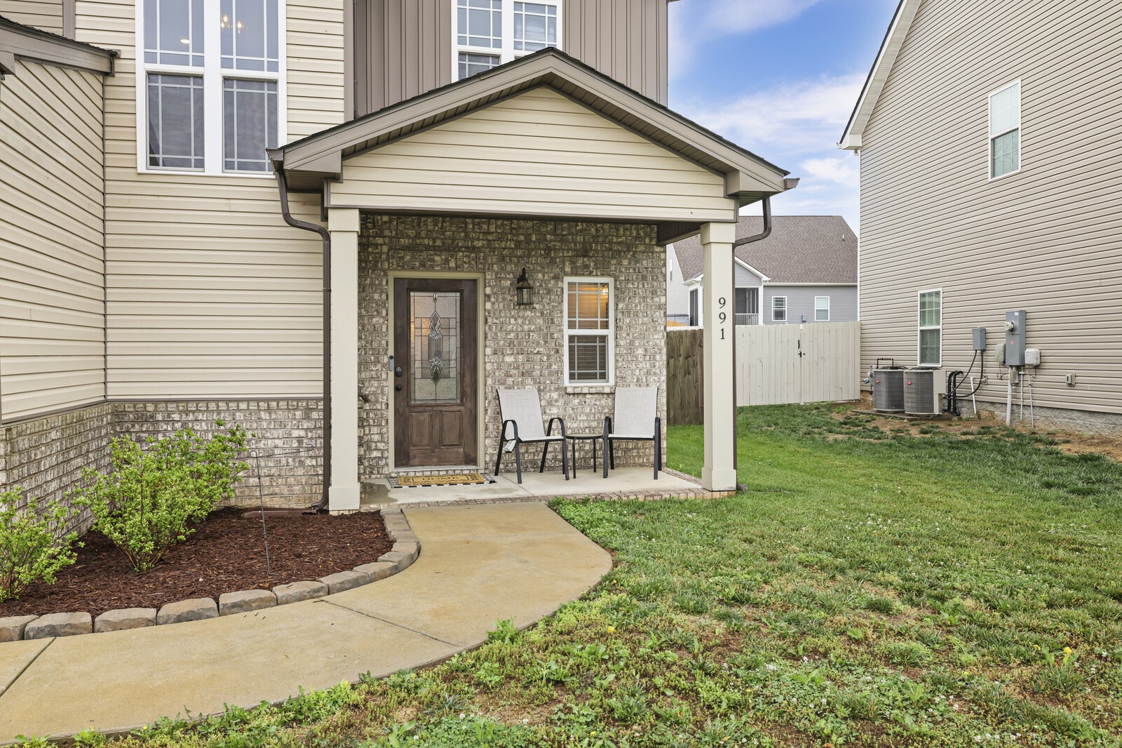 991 Cherry Blossom Lane Clarksville TN 37040