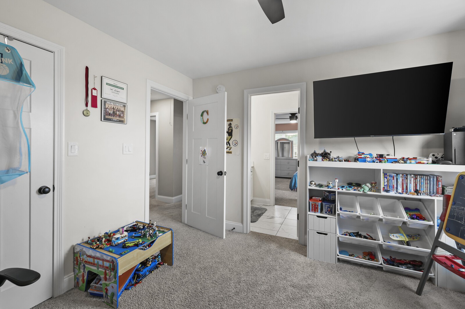 991 Cherry Blossom Lane Clarksville TN 37040