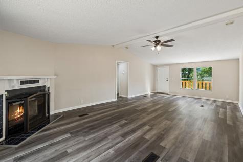 1085 Hawkins Branch Road Bethpage TN 37022
