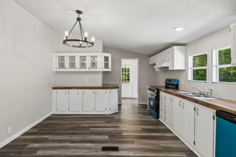 1085 Hawkins Branch Road Bethpage TN 37022