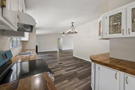 1085 Hawkins Branch Road Bethpage TN 37022
