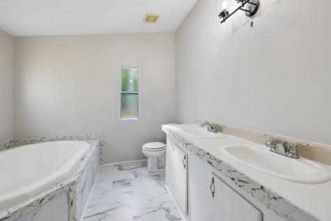 1085 Hawkins Branch Road Bethpage TN 37022