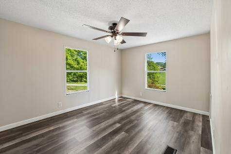 1085 Hawkins Branch Road Bethpage TN 37022