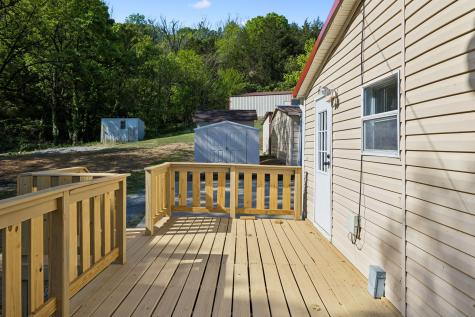 1085 Hawkins Branch Road Bethpage TN 37022