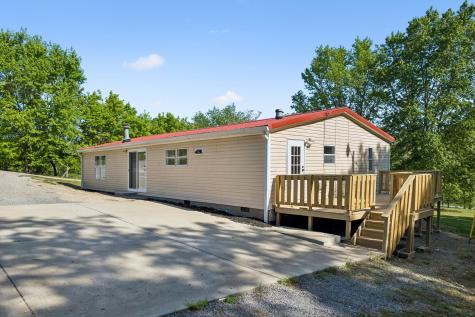1085 Hawkins Branch Road Bethpage TN 37022