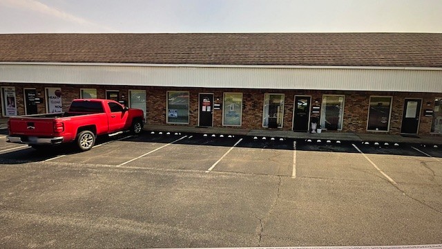 404 E College Street Dickson TN 37055