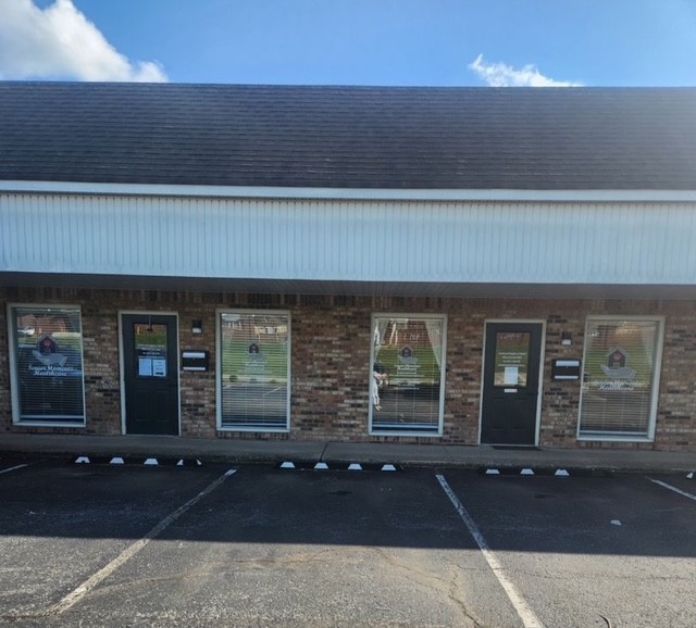 404 E College Street Dickson TN 37055