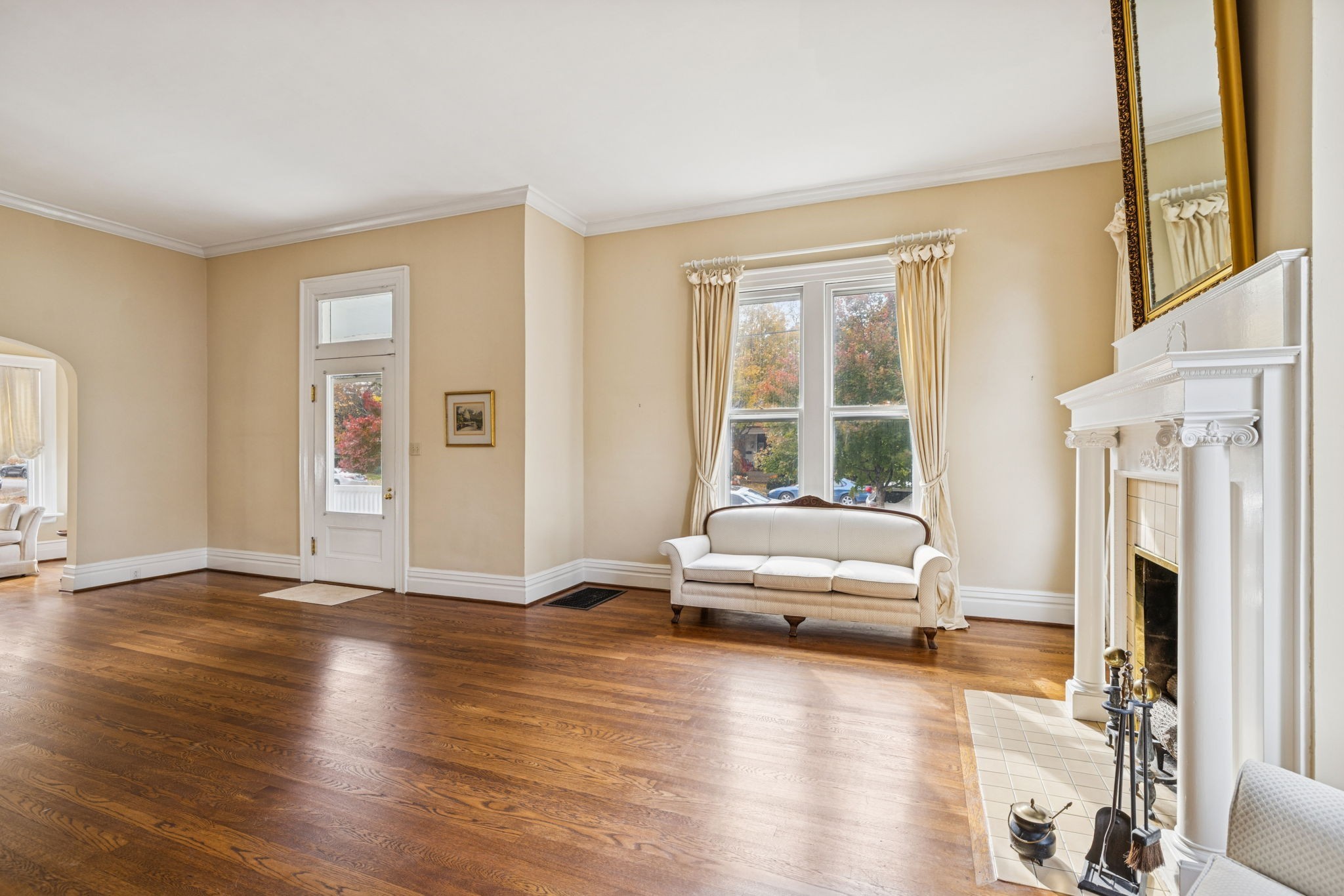 215 4th Ave, S Franklin TN 37064