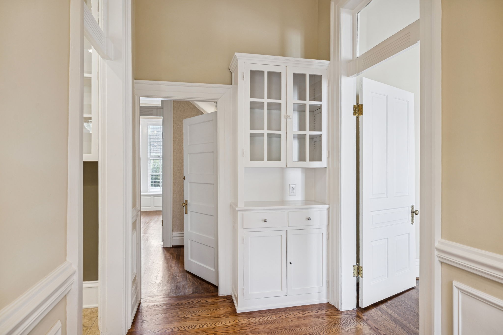 215 4th Ave, S Franklin TN 37064