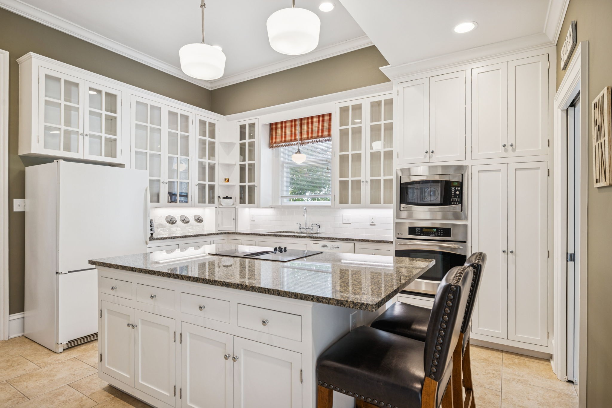 215 4th Ave, S Franklin TN 37064