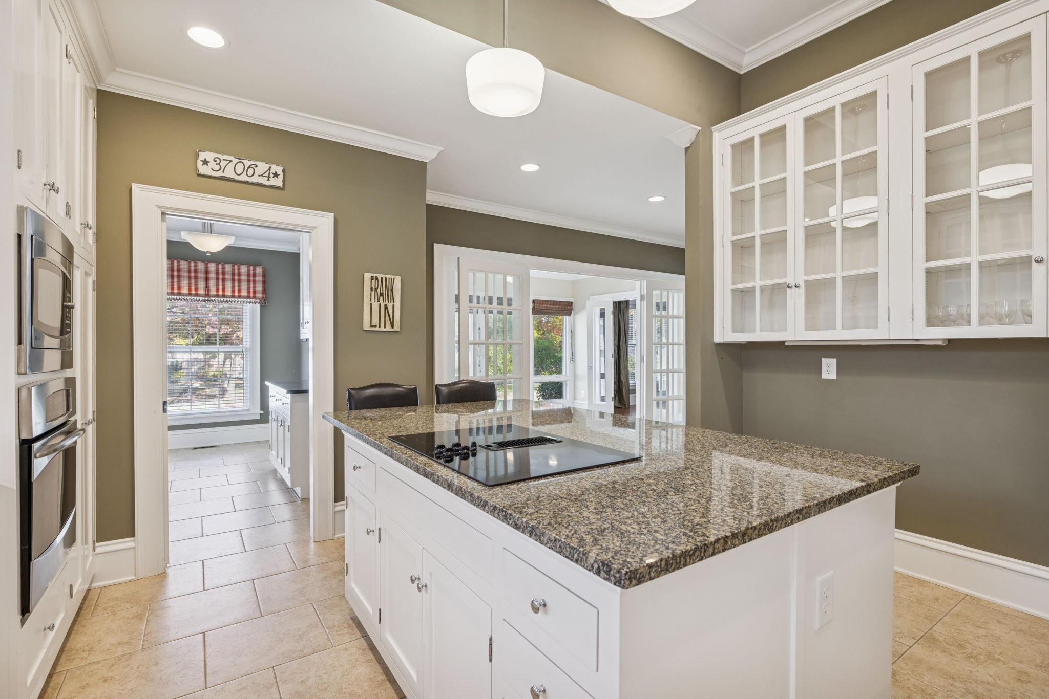 215 4th Ave, S Franklin TN 37064