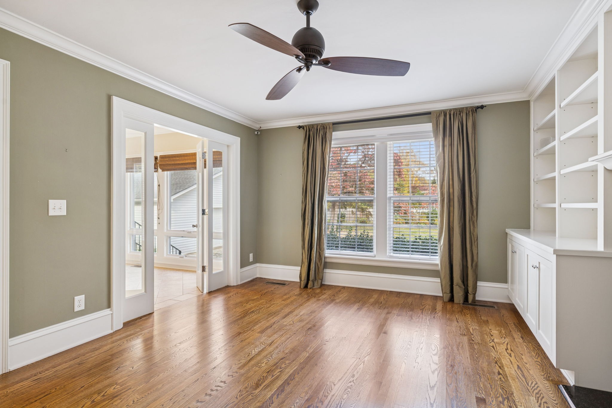 215 4th Ave, S Franklin TN 37064