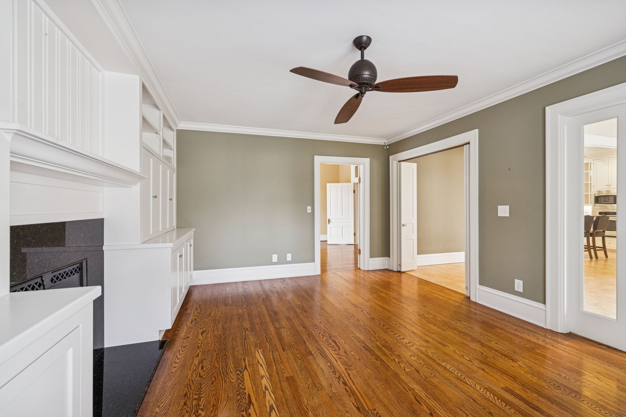 215 4th Ave, S Franklin TN 37064
