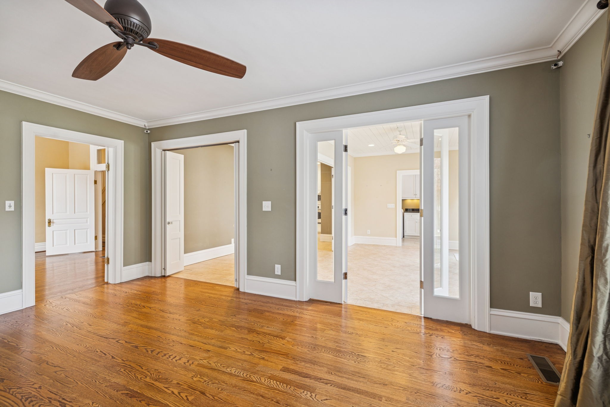 215 4th Ave, S Franklin TN 37064