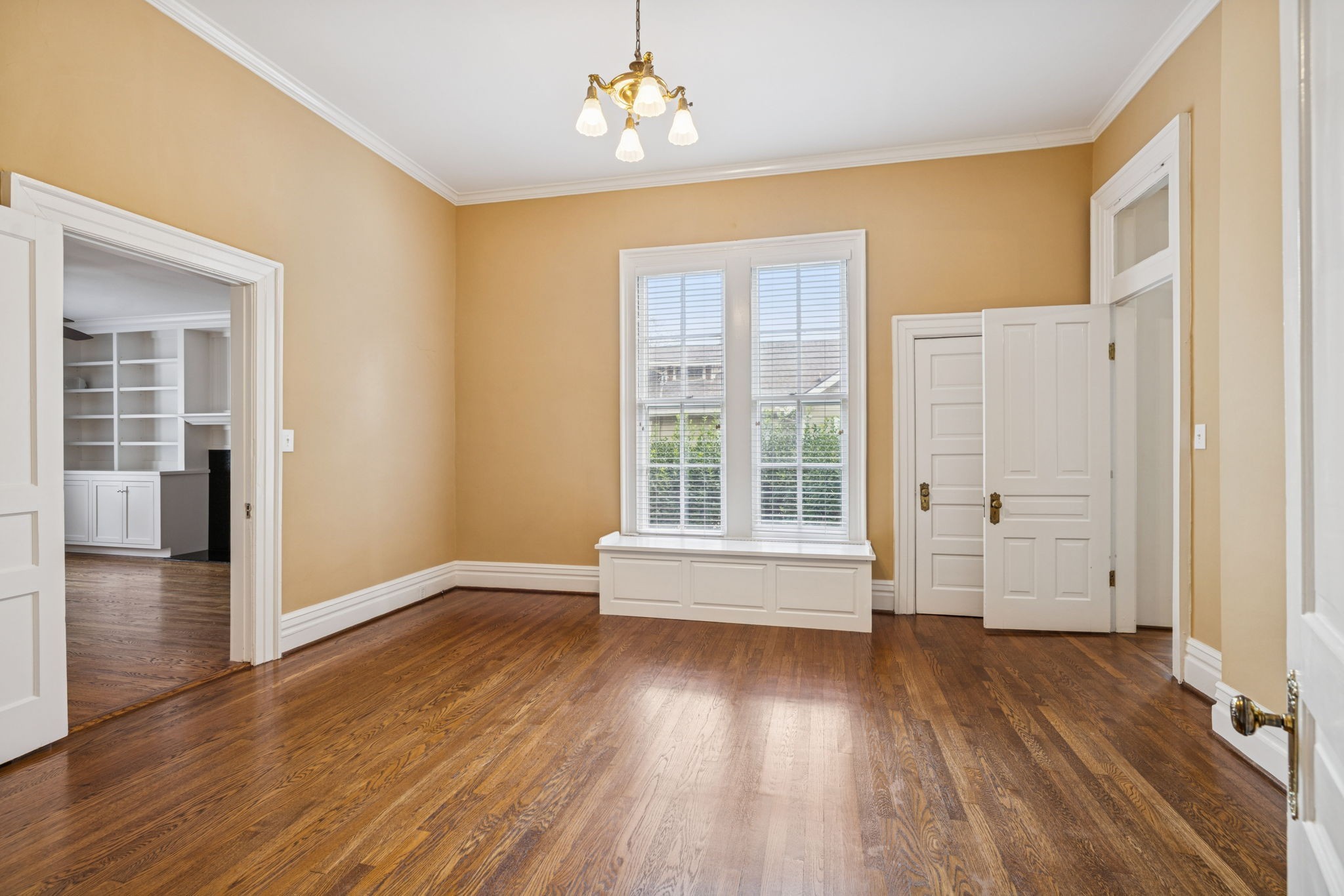 215 4th Ave, S Franklin TN 37064
