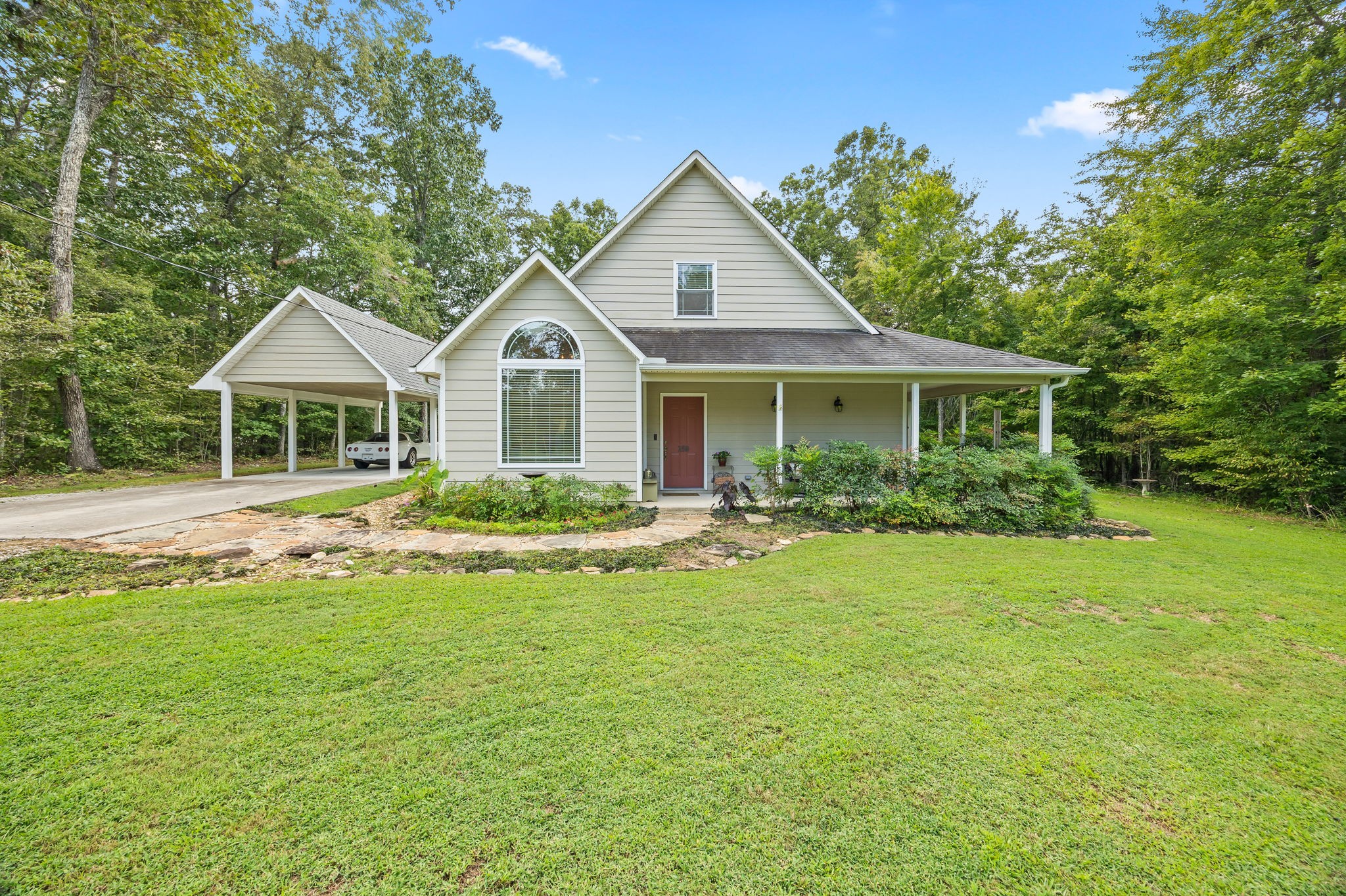 159 Honeysuckle Road Pikeville TN 37367