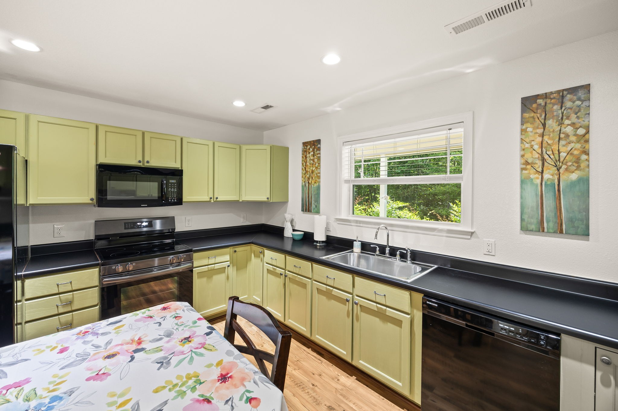 159 Honeysuckle Road Pikeville TN 37367