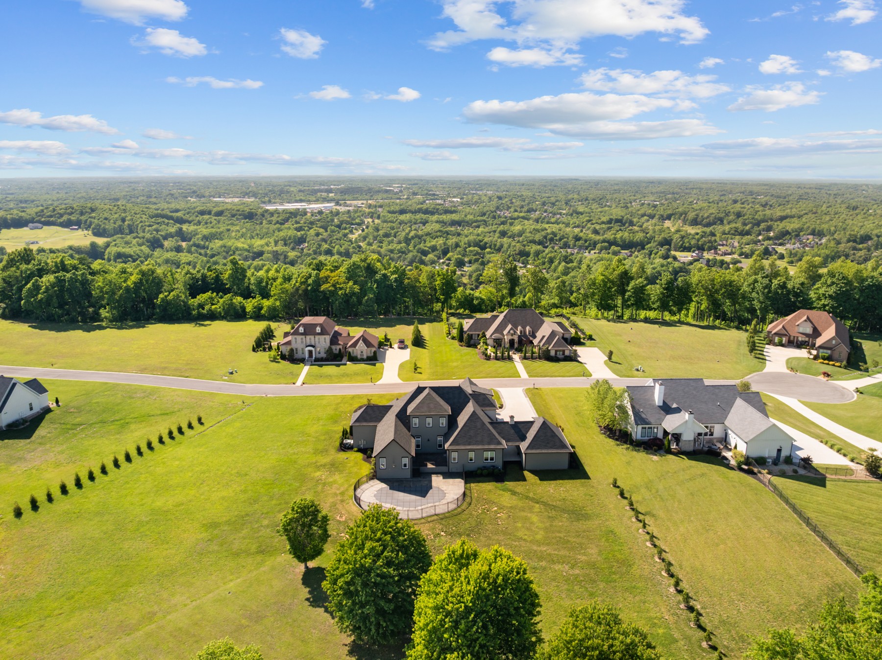 2155 Pinnacle View Cookeville TN 38506