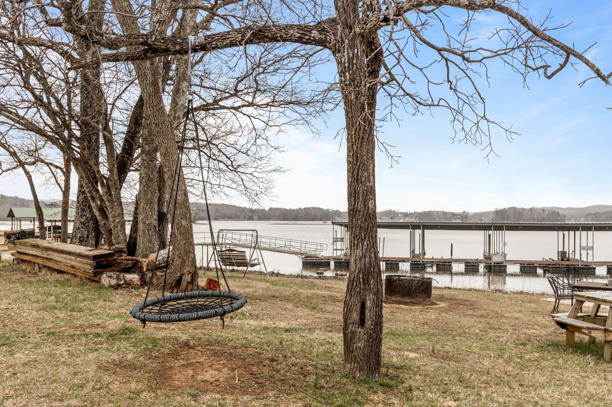 1235 New Lake Road Spring City TN 37381