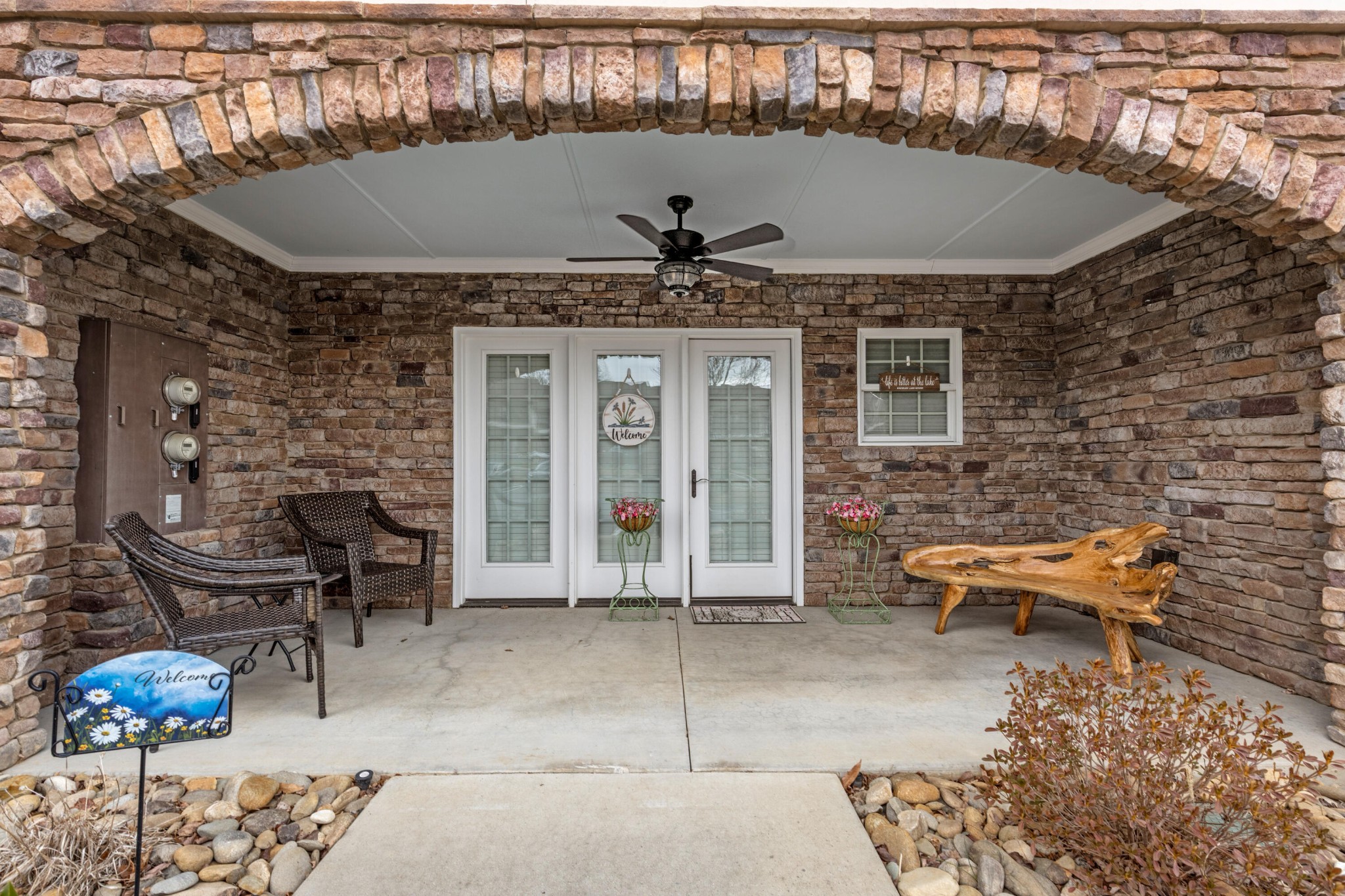 1235 New Lake Road Spring City TN 37381