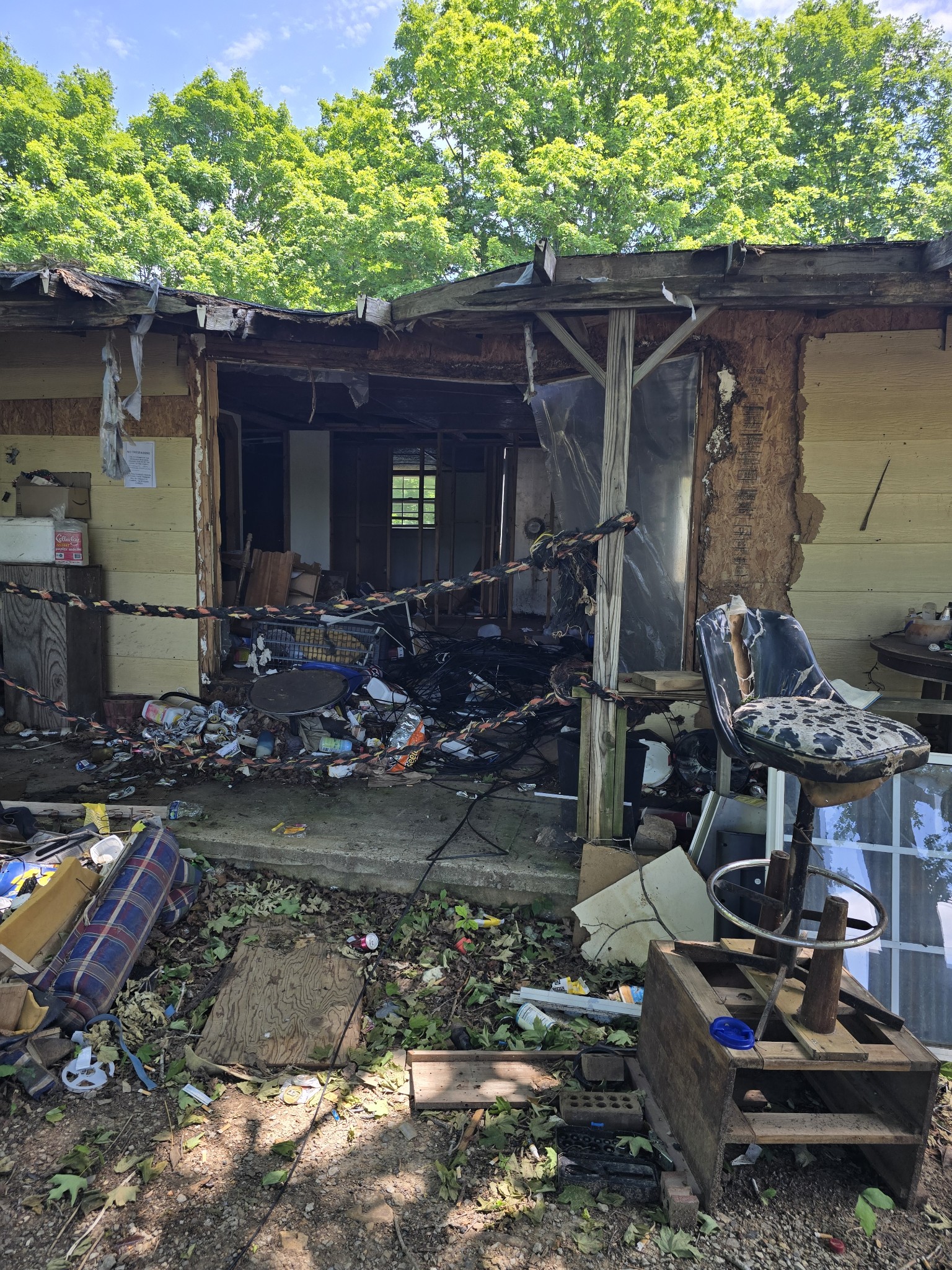 701 Stinson Road Bon Aqua TN 37025