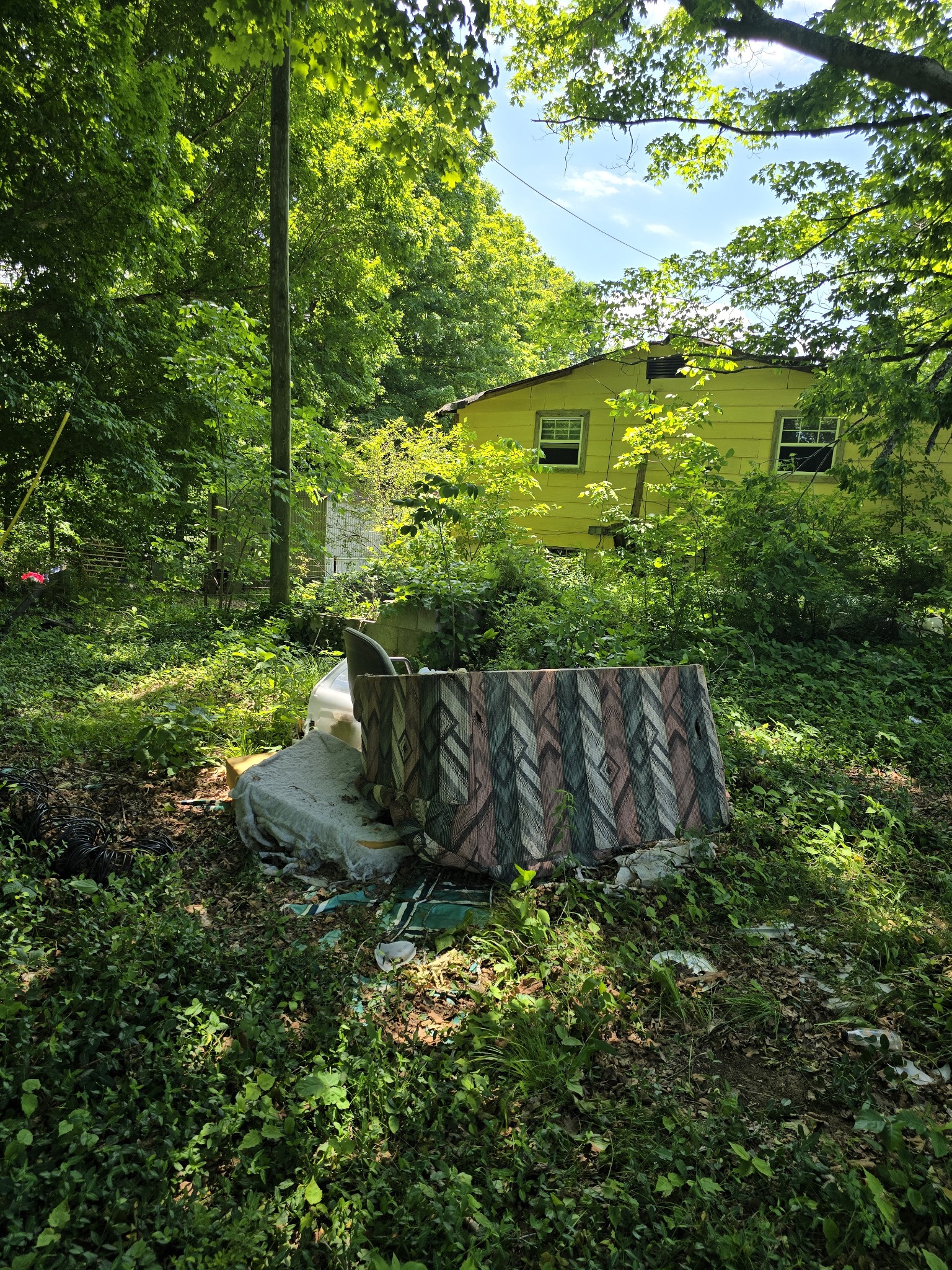 701 Stinson Road Bon Aqua TN 37025