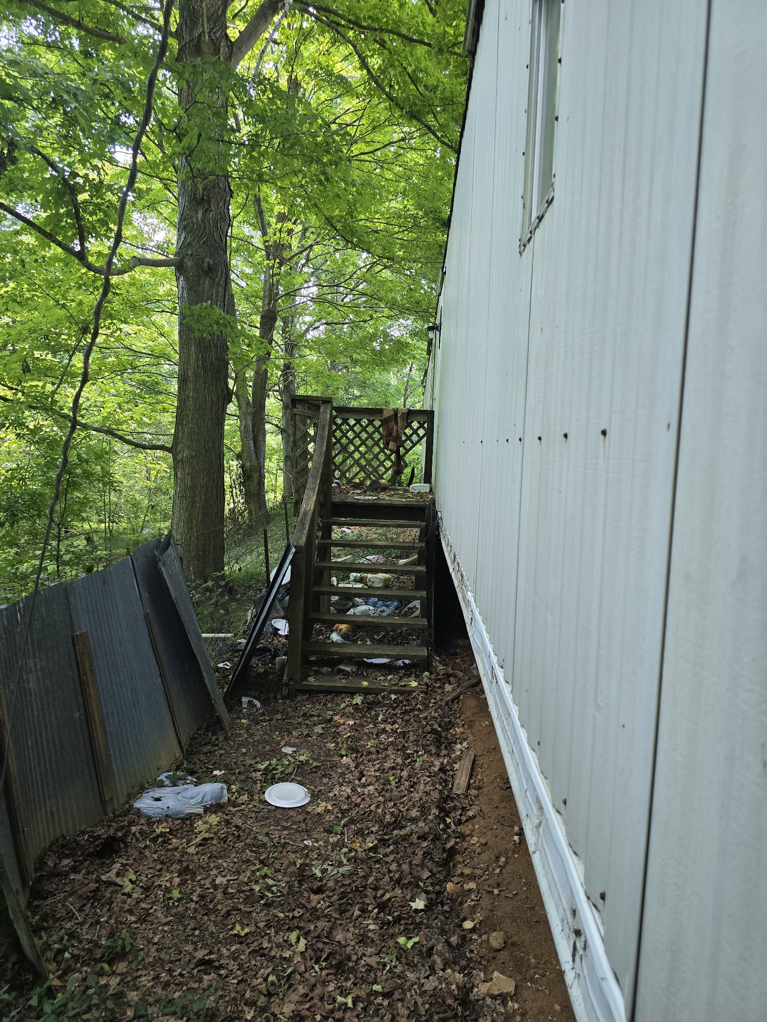 701 Stinson Road Bon Aqua TN 37025