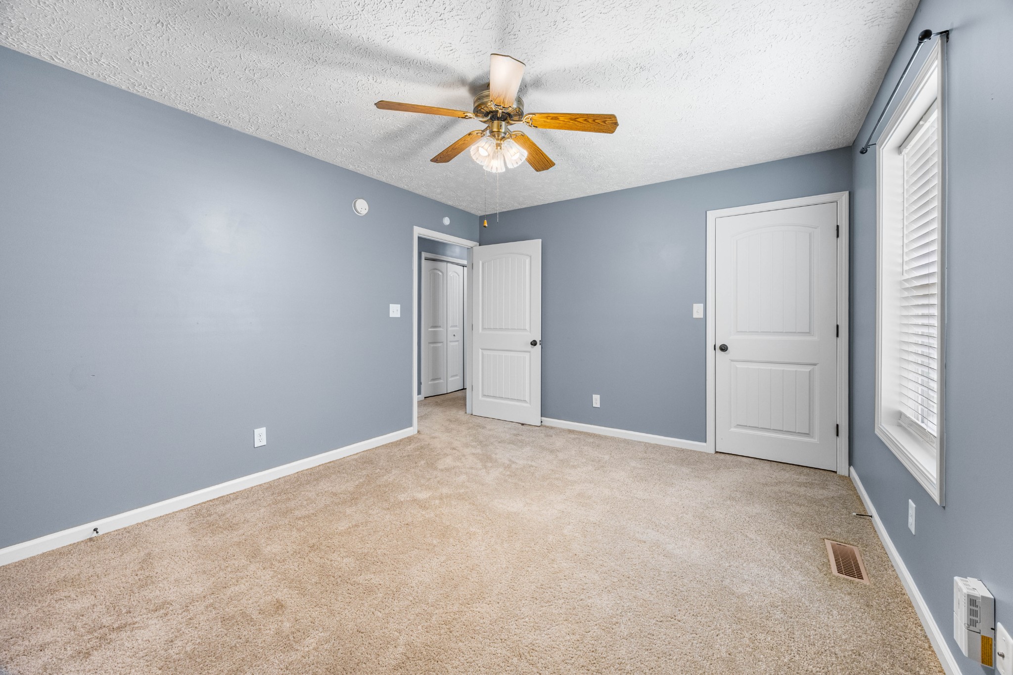 914 Woodland Street Clarksville TN 37040