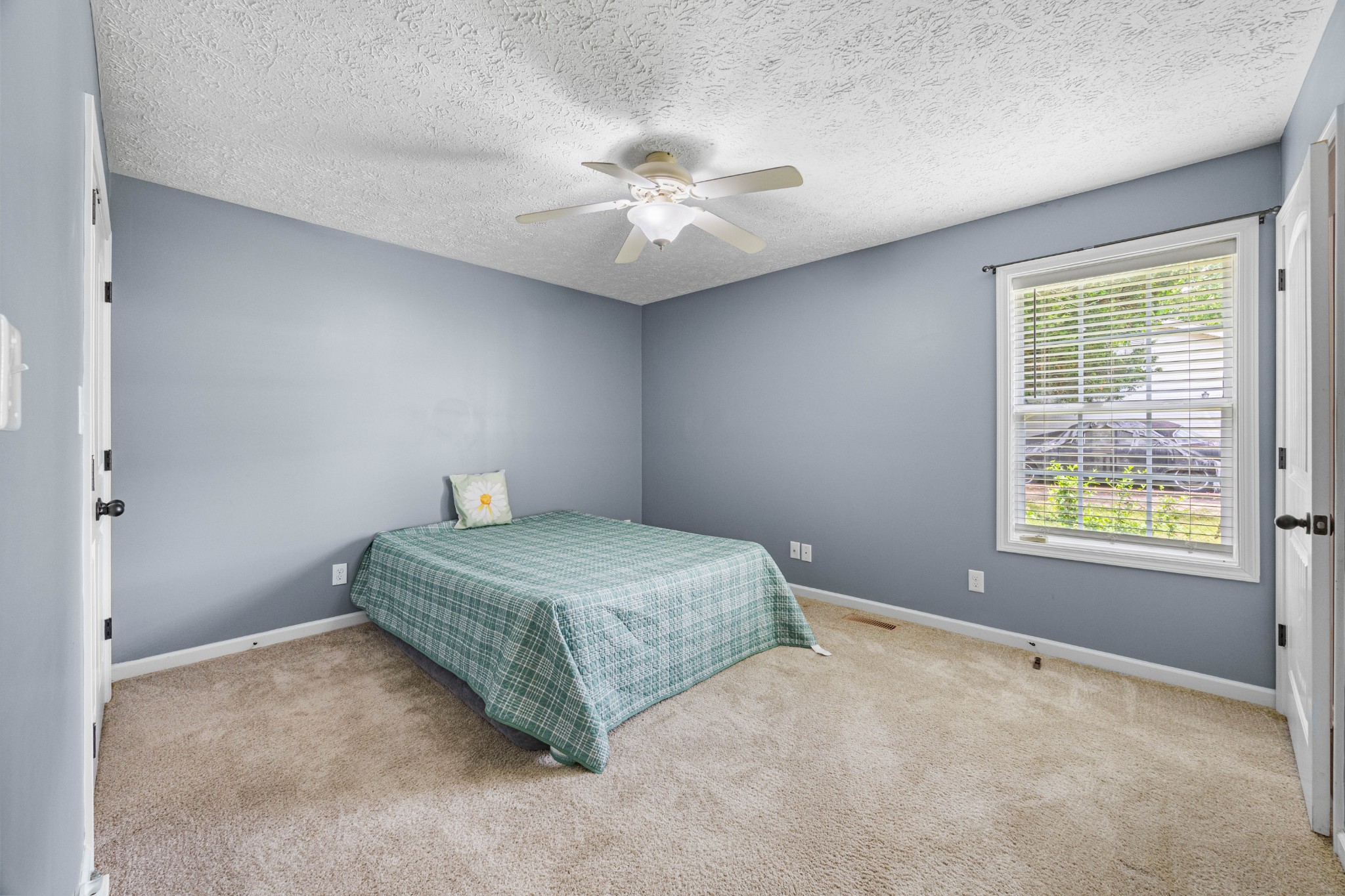914 Woodland Street Clarksville TN 37040
