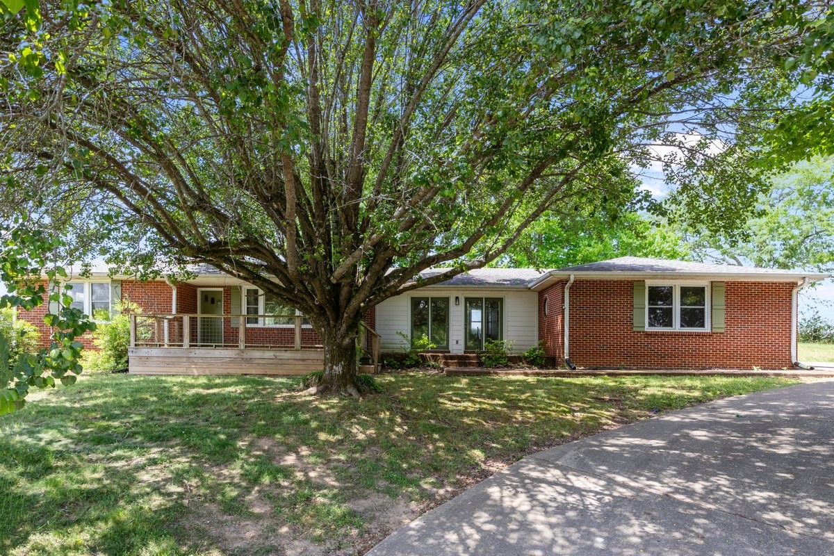 1720 Duke Loop Dickson TN 37055