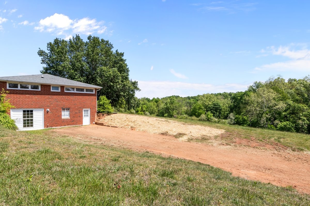 1720 Duke Loop Dickson TN 37055
