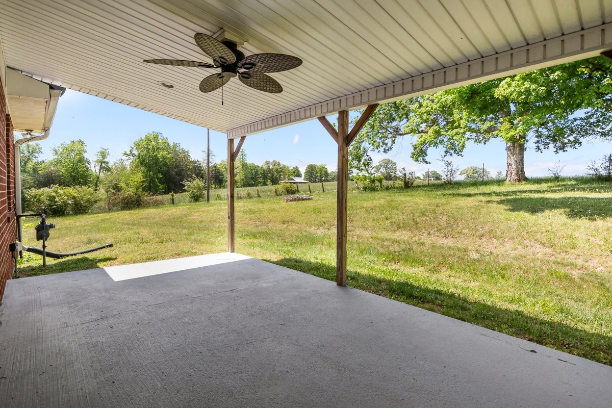 1720 Duke Loop Dickson TN 37055